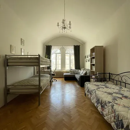 Апартаменты Royal In Historical Downtown Кошице